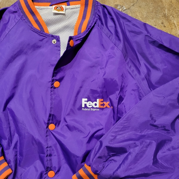 Rare 1997 Looney Tunes x Fed Ex Track Bomber Jacket - Large - Picture 4 of 8